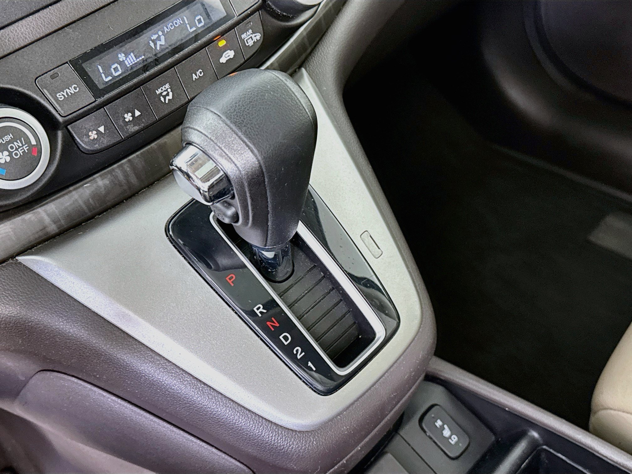 Used 2014 Honda CR-V EX-L image 16