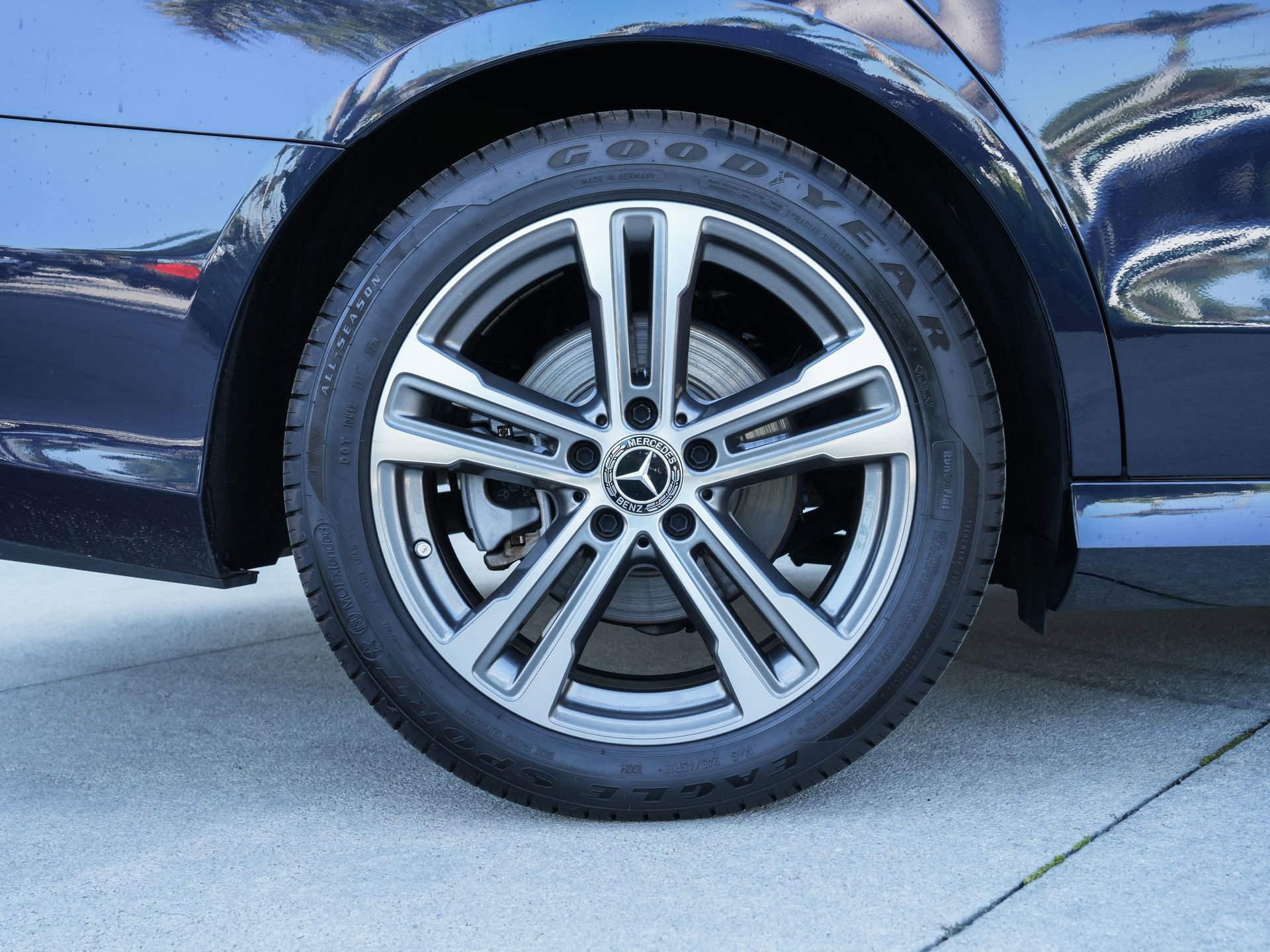 Used 2023 Mercedes-Benz E 350 Sedan image 12