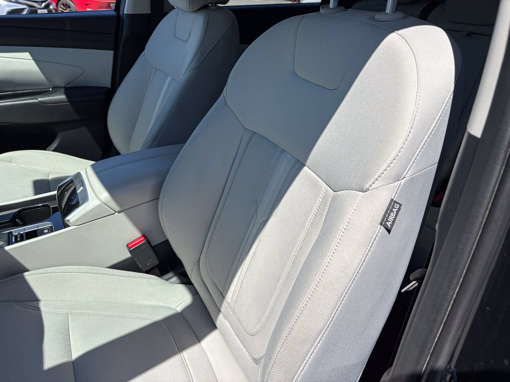Used 2025 Hyundai Tucson SEL AWD/4WD image 19