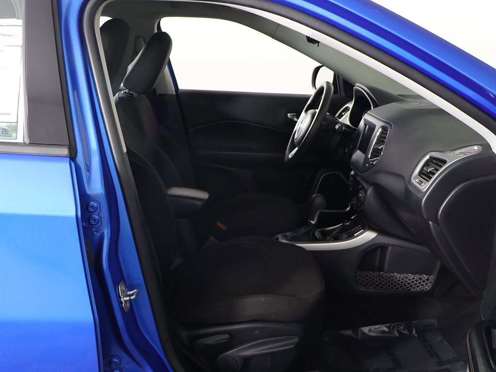 Used 2020 Jeep Compass Sport image 22