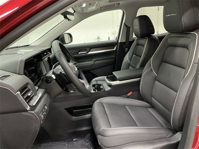 New 2026 GMC Terrain Denali w/ LPO, Floor Liner Package image 21