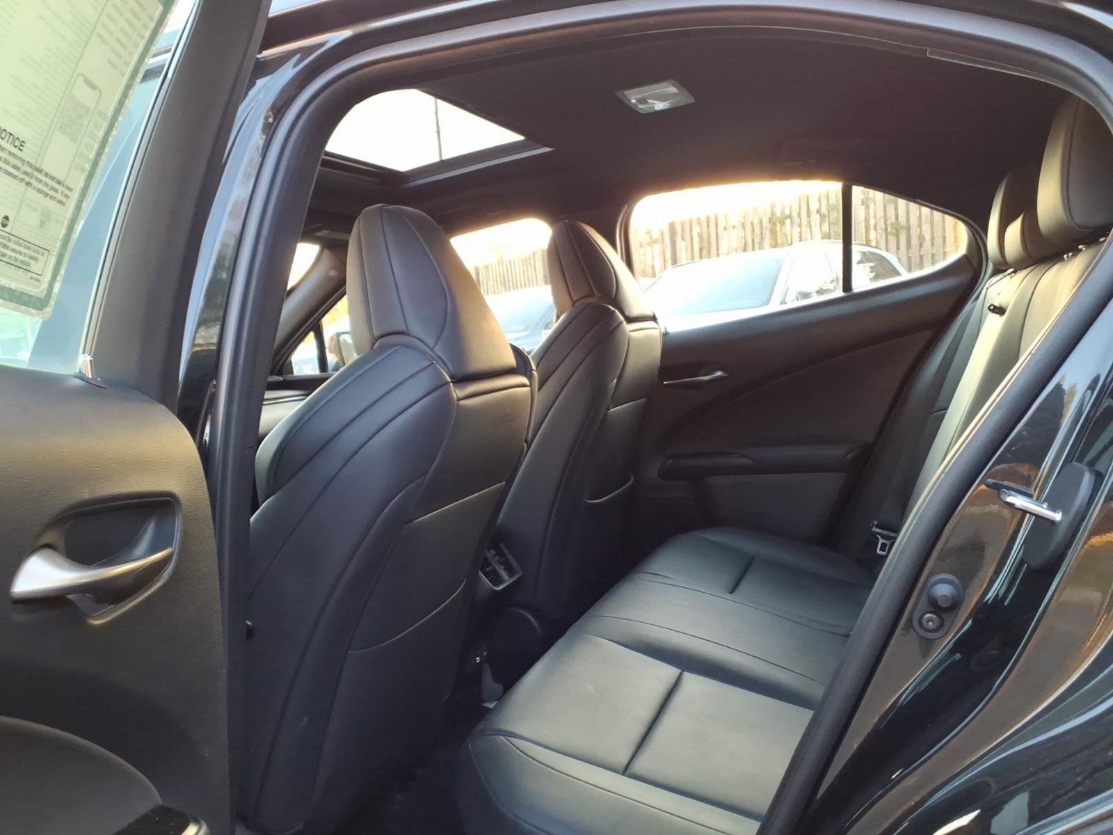 Used 2021 Lexus UX 250h F Sport w/ F Sport Premium Package AWD/4WD image 18