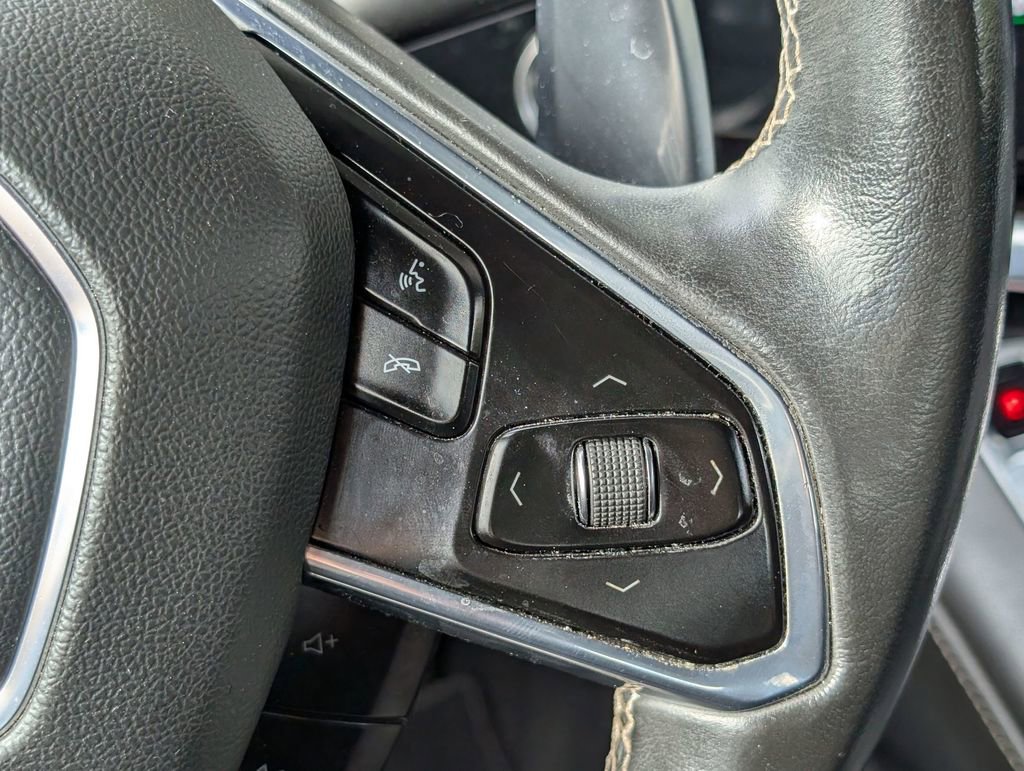 Used 2021 Chevrolet Corvette Stingray Coupe w/ 1LT image 23