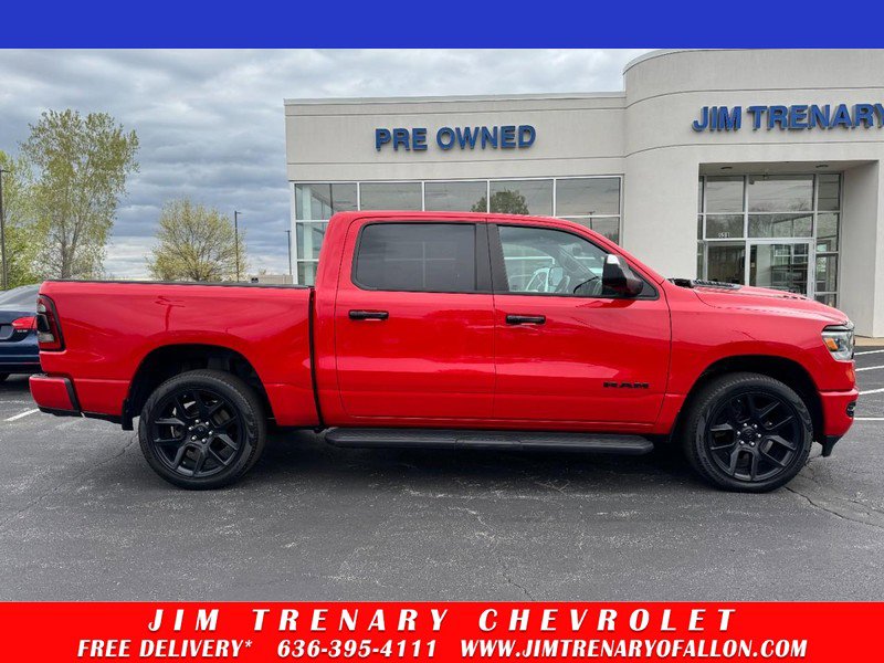 Used 2023 RAM 1500 Laramie AWD/4WD image 1