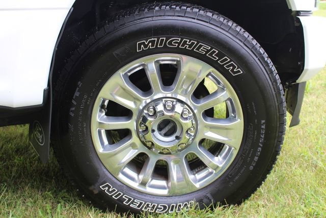 Used 2020 Ford F350 Limited image 37