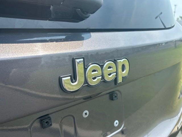 Used 2020 Jeep Renegade Latitude FWD image 45