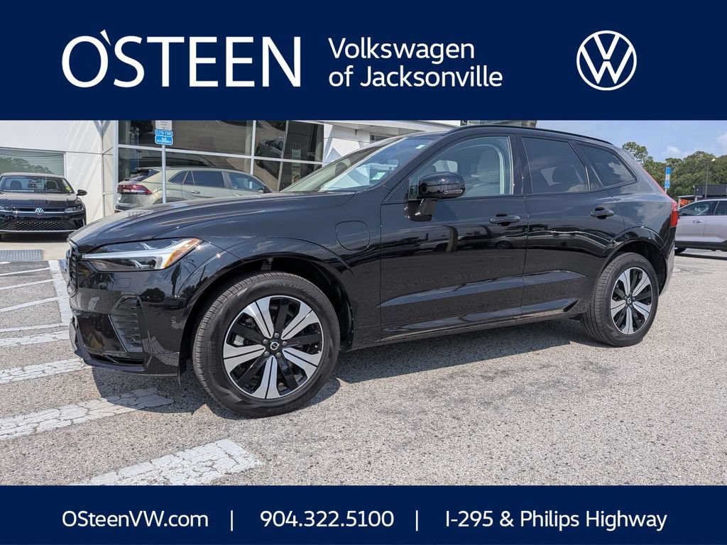 Used 2025 Volvo XC60 T8 Plus w/ Protection Package Premier AWD/4WD image 1
