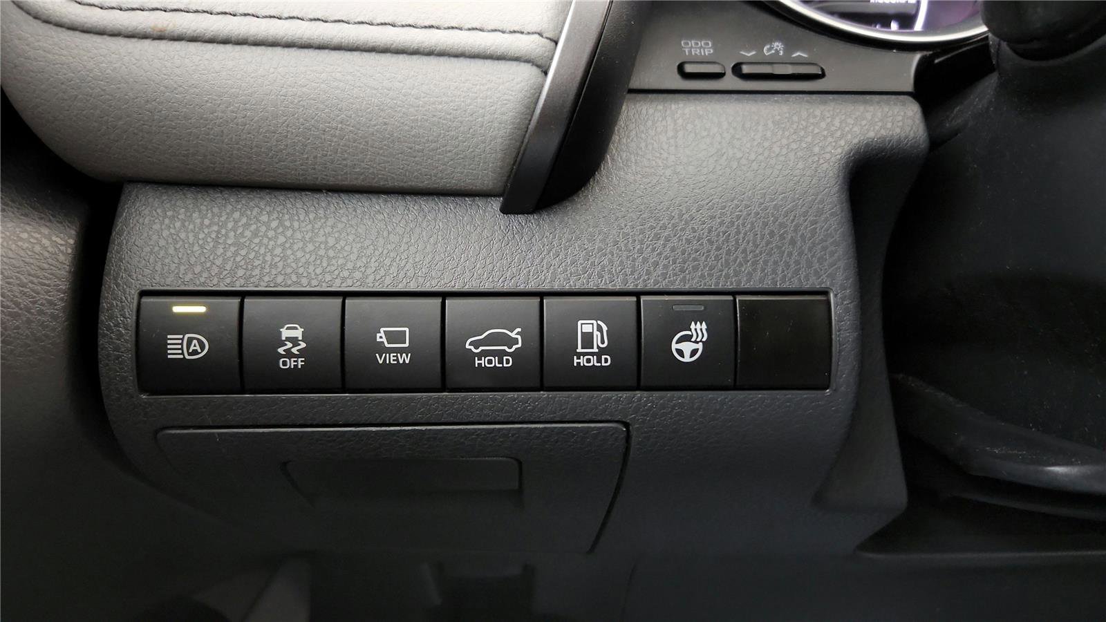 Certified 2023 Toyota Camry XLE w/ Navigation Package image 33