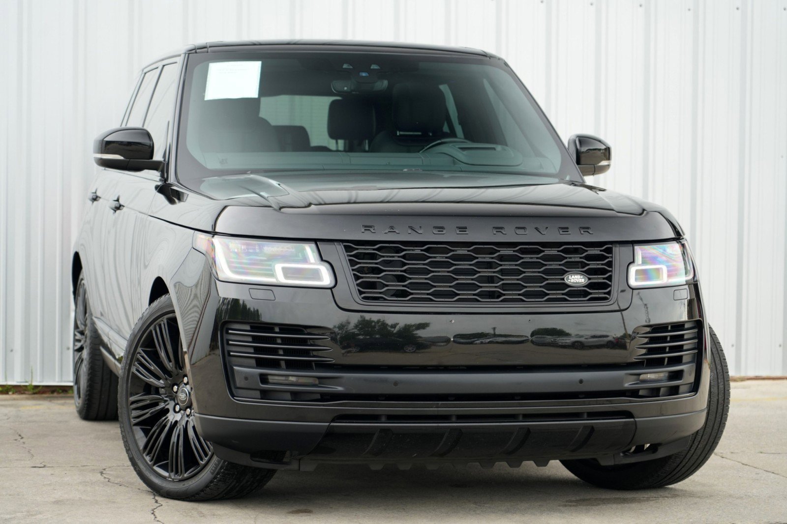 Used 2021 Land Rover Range Rover P525 Westminster Edition image 4