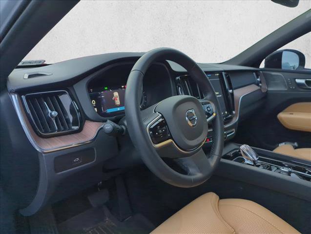 Used 2025 Volvo XC60 B5 Ultra w/ Protection Package Premier image 15