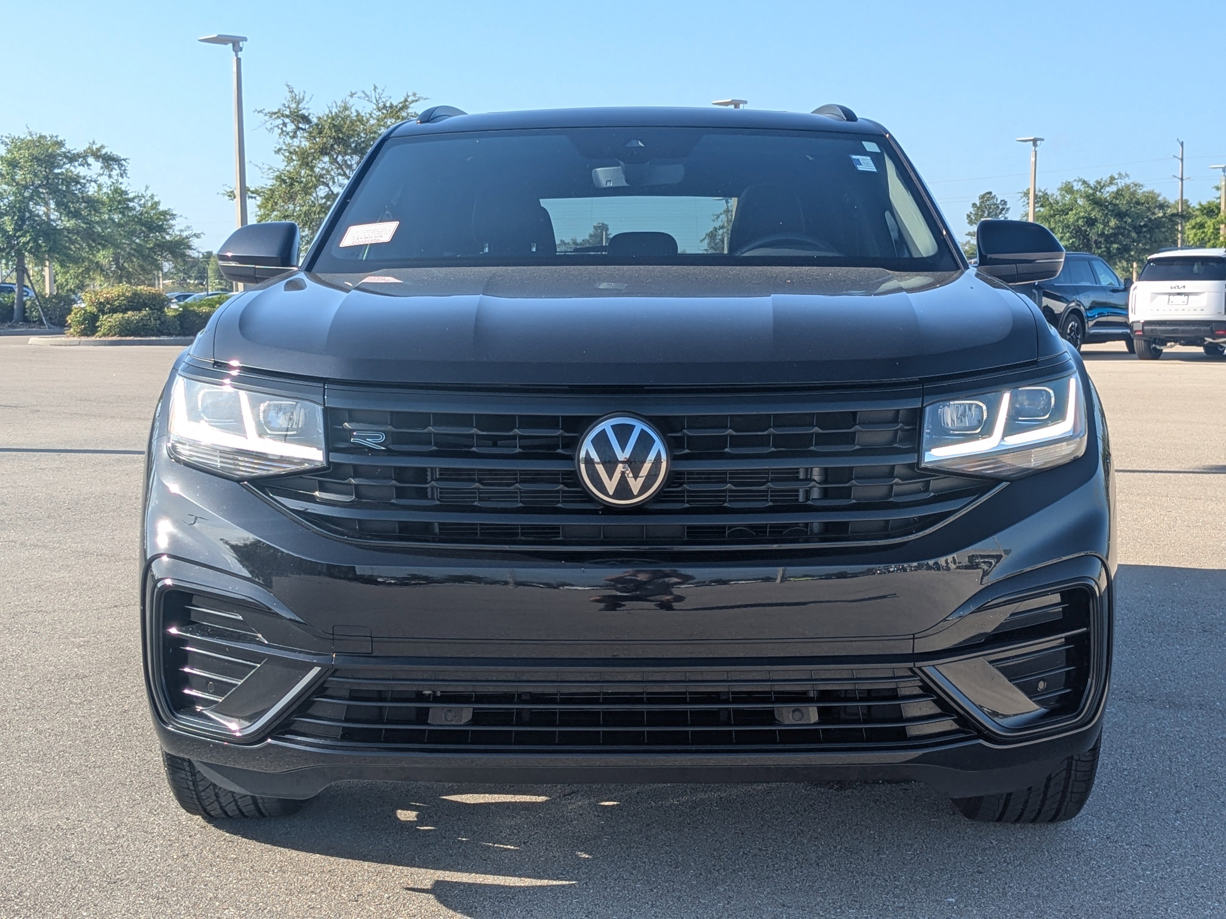 Used 2023 Volkswagen Atlas Cross Sport SEL image 3