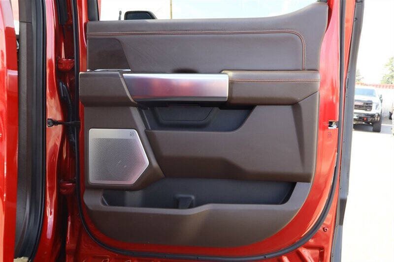 Used 2023 Ford F350 King Ranch w/ FX4 Off-Road Package AWD/4WD image 32