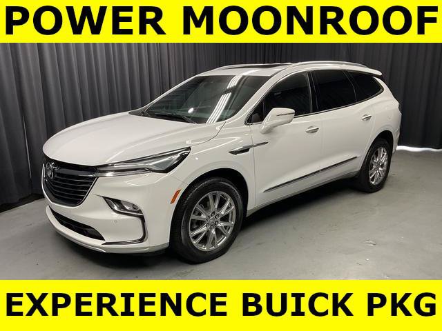 Used 2024 Buick Enclave Essence w/ Experience Buick Package FWD image 2