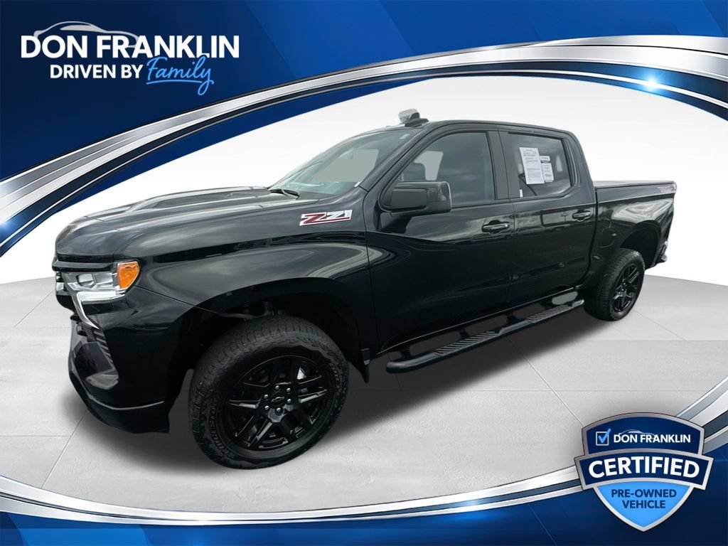 Used 2025 Chevrolet Silverado 1500 LT Trail Boss AWD/4WD image 1