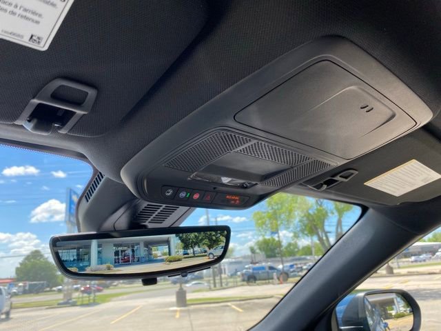 New 2026 Chevrolet Equinox LT w/ Convenience Package II image 32