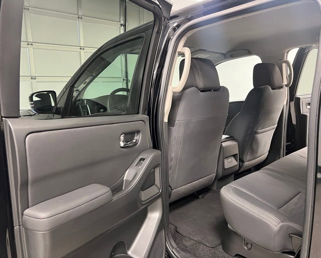 Used 2024 Nissan Frontier SV w/ Technology Package image 46