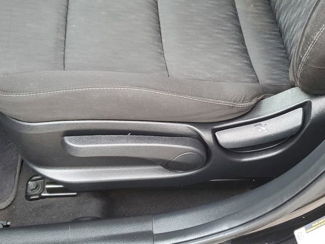 Used 2016 Kia Forte LX image 21