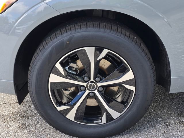 New 2026 Volvo XC60 B5 Core AWD/4WD image 14