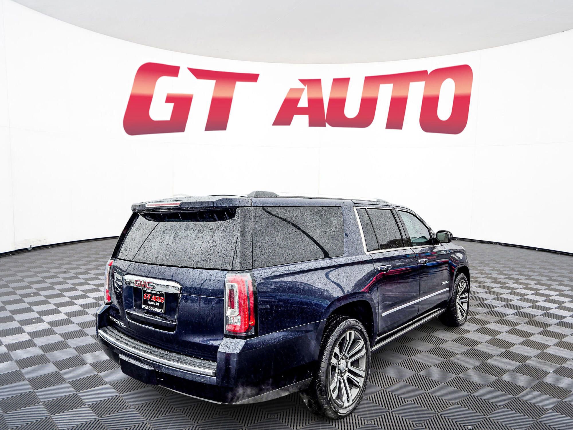 Used 2018 GMC Yukon XL Denali w/ Denali Ultimate Package image 7