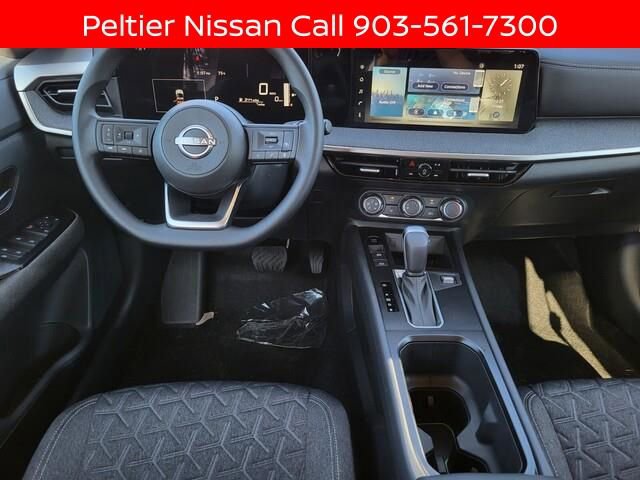 New 2025 Nissan Kicks SV w/ Illumination Package image 17