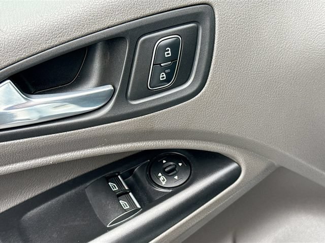 Certified 2022 Ford Transit Connect XLT FWD image 25