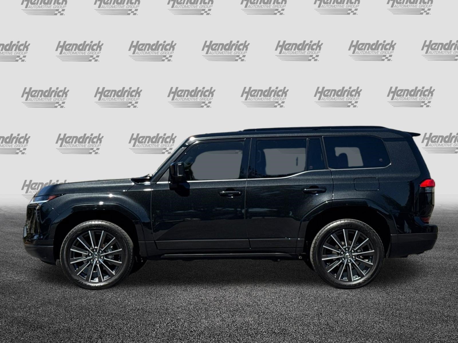 Certified 2024 Lexus GX 550 w/ Accessory Package (Z1) AWD/4WD image 8
