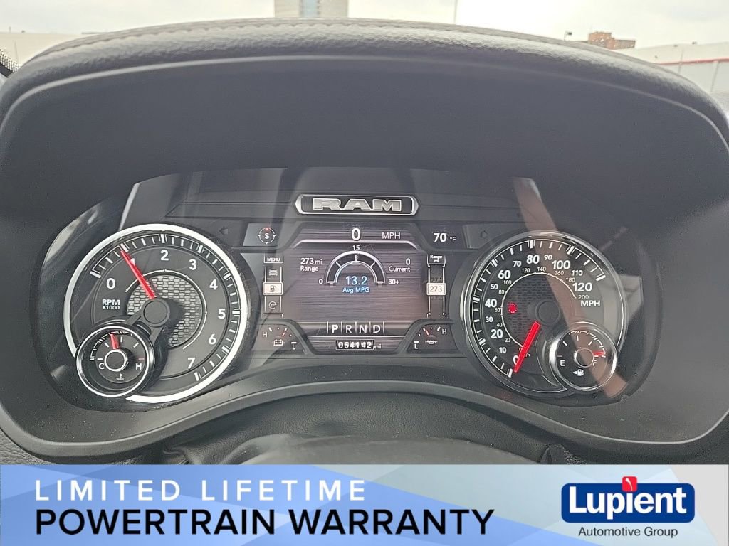 Used 2024 RAM 1500 Laramie AWD/4WD image 19