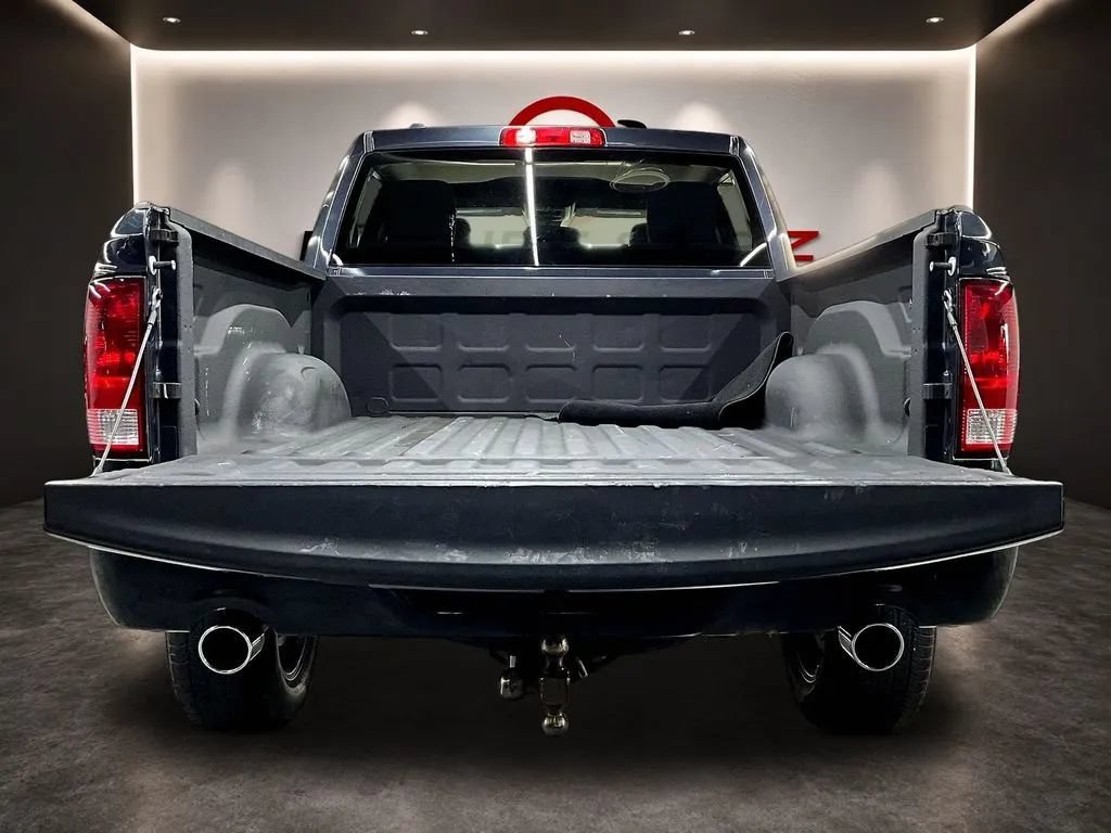 Used 2020 RAM 1500 Express w/ Express Value Package AWD/4WD image 9