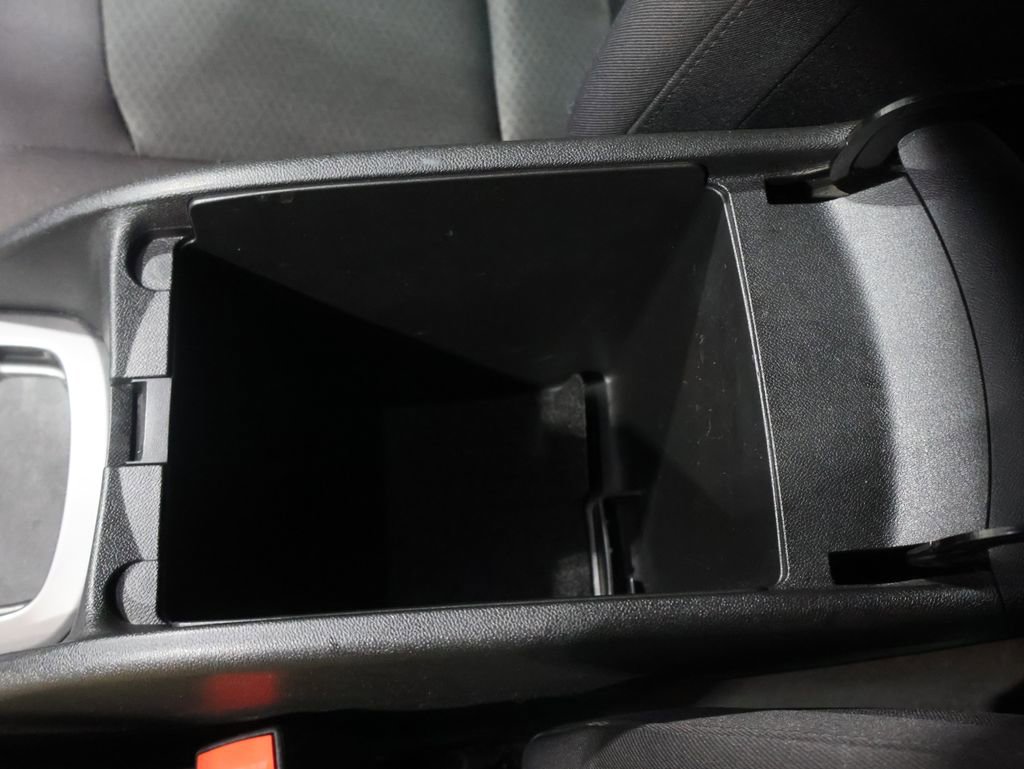 Used 2017 Chevrolet Malibu LS image 30