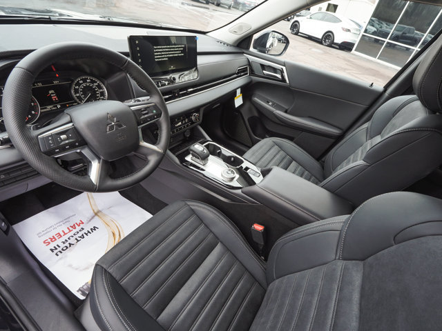New 2026 Mitsubishi Outlander SE AWD/4WD image 16