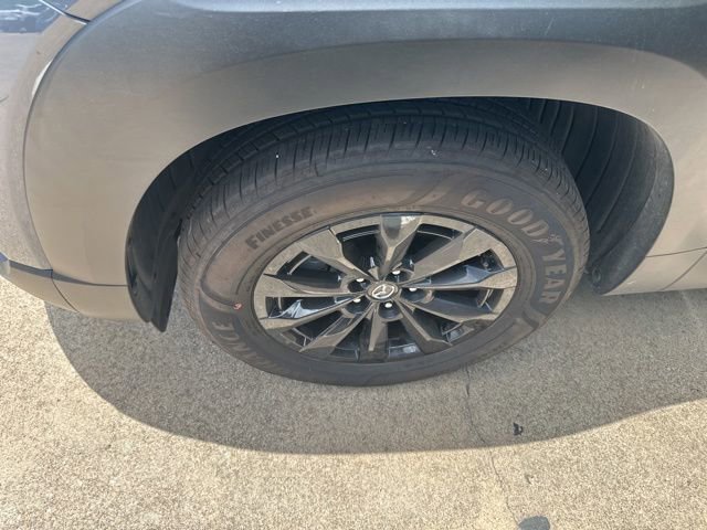 Certified 2025 MAZDA CX-50 AWD 2.5 Hybrid w/ Premium Pkg image 9