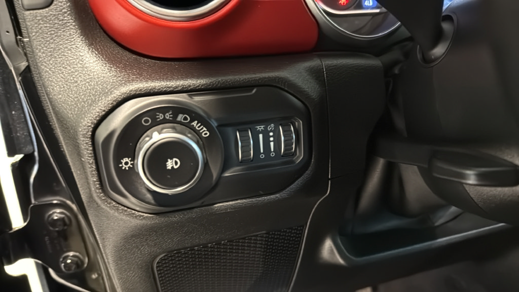 Used 2019 Jeep Wrangler Unlimited Rubicon w/ Steel Bumper Group AWD/4WD image 31
