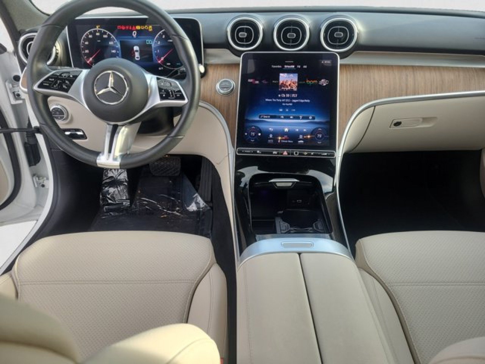 Used 2023 Mercedes-Benz C 300 4MATIC Sedan image 14