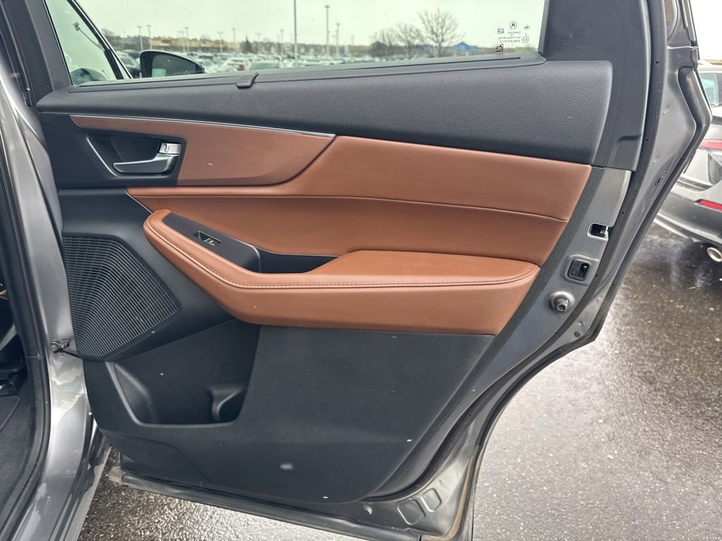Certified 2024 Acura MDX SH-AWD w/ Technology Package image 42