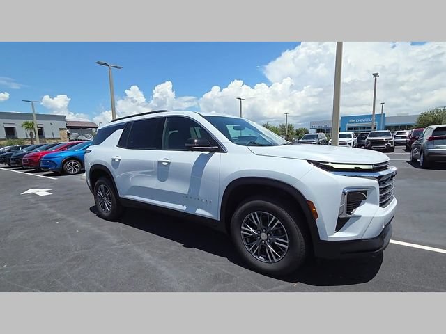 New 2026 Chevrolet Traverse LT w/ Driver Confidence Package AWD/4WD image 26