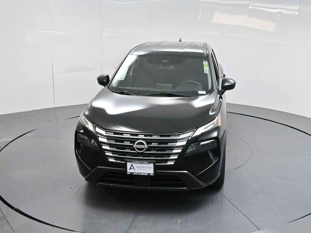 Used 2024 Nissan Rogue S image 46