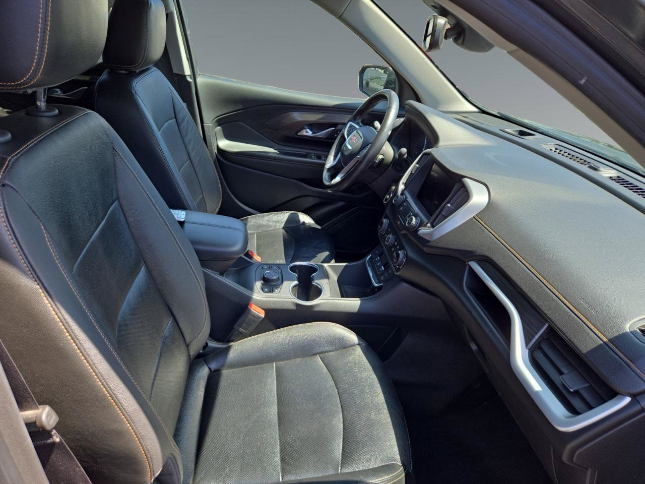 Used 2020 GMC Terrain SLT AWD/4WD image 15