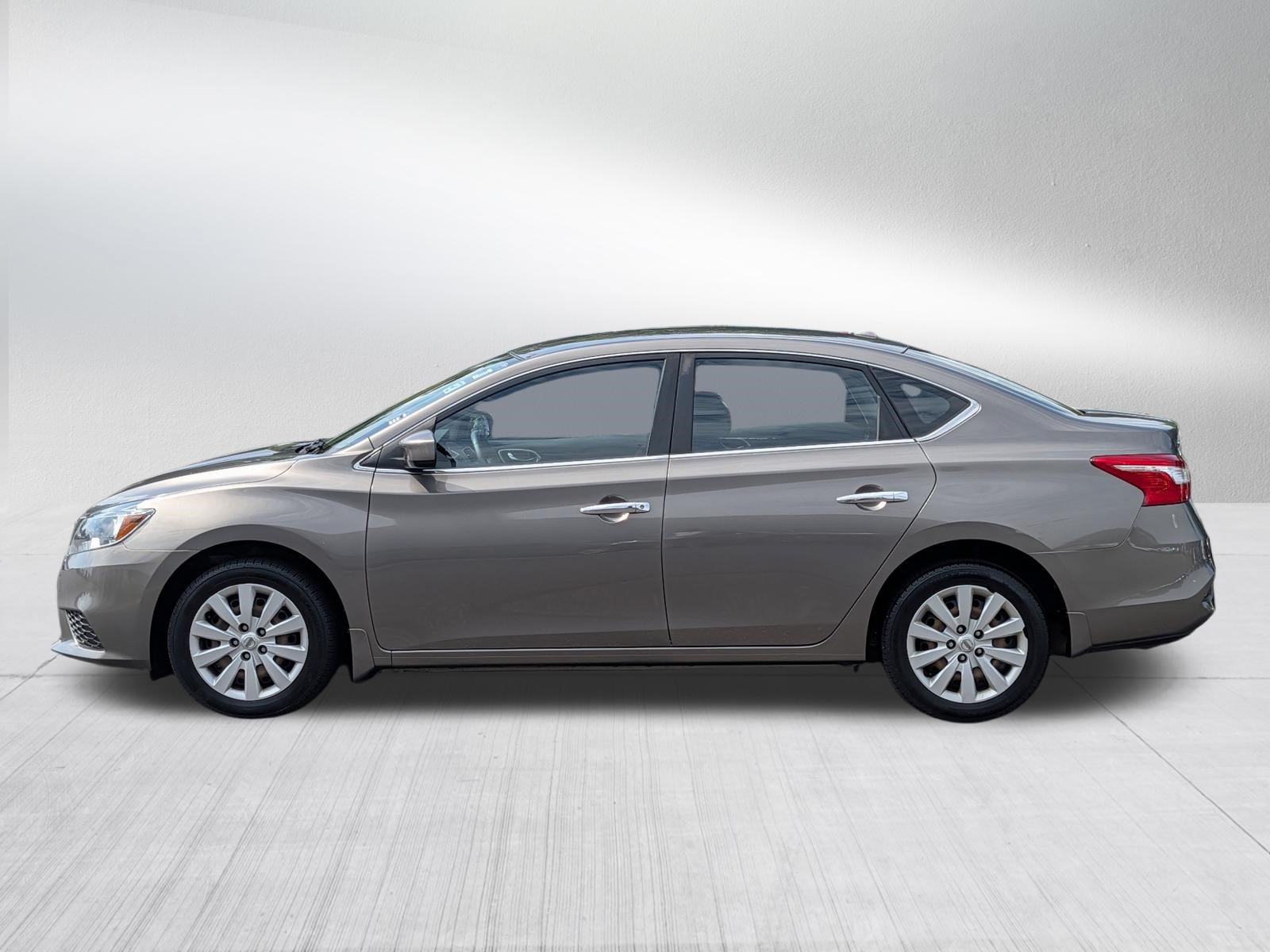 Used 2017 Nissan Sentra SV w/ All Weather Package FWD image 4