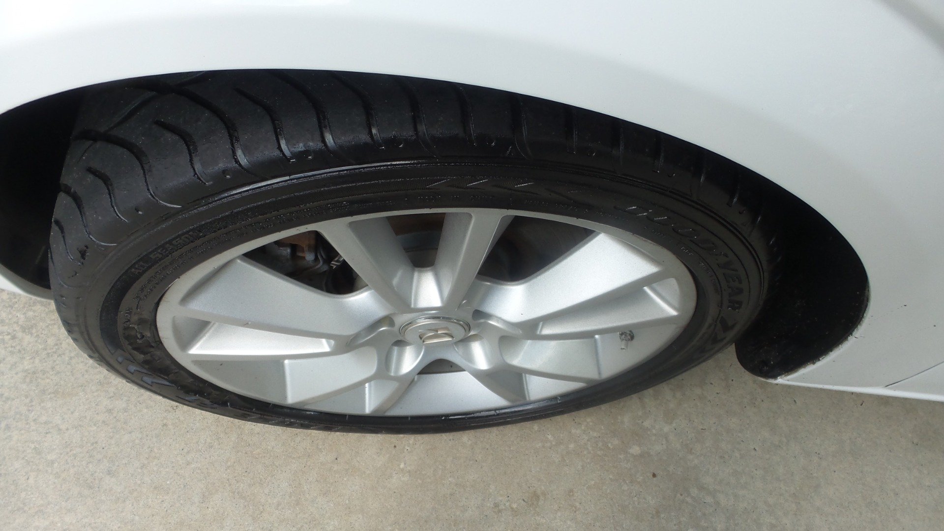 Used 2008 Saturn Astra XR FWD image 23