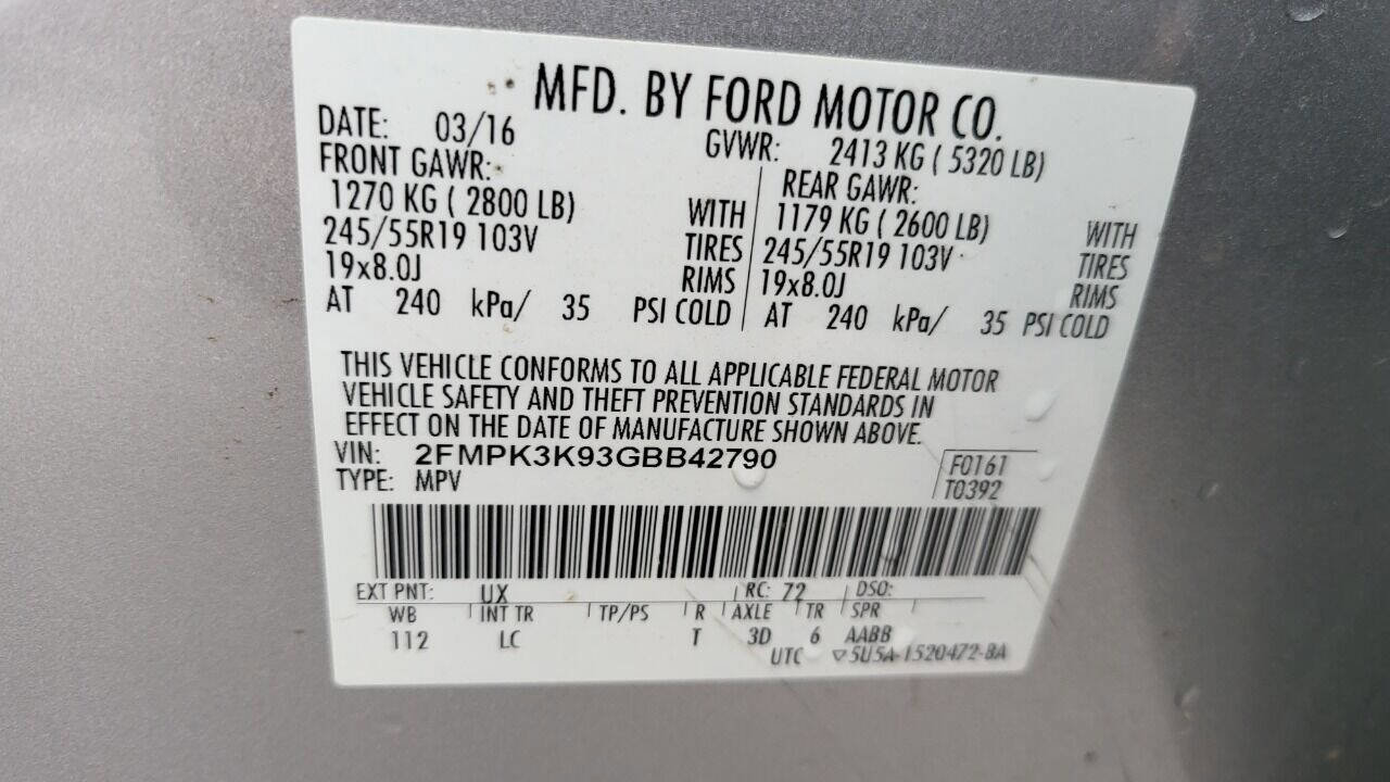 Used 2016 Ford Edge Titanium image 38