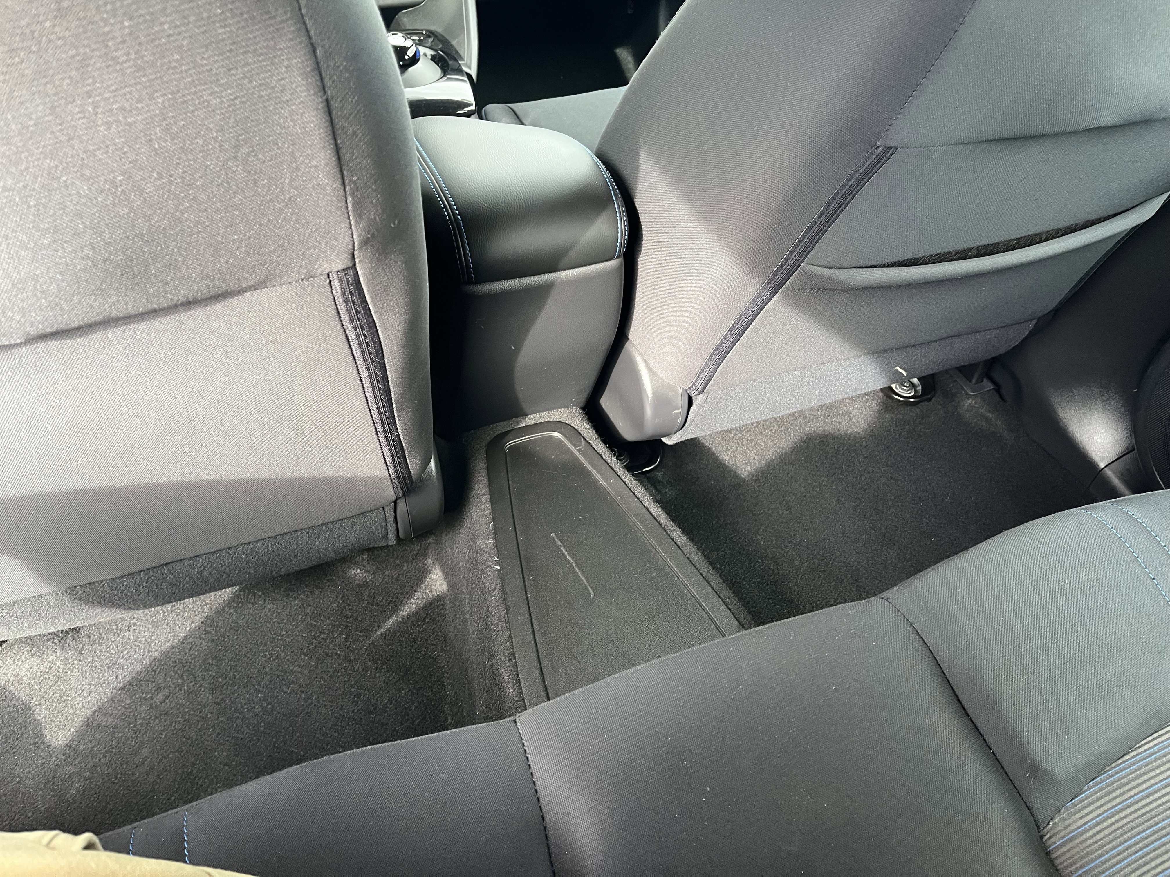 Used 2019 Nissan Leaf SV Plus w/ SV All Weather Package image 30