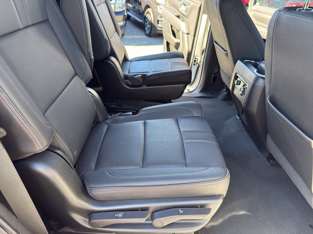 Used 2022 Chevrolet Tahoe RST w/ Luxury Package image 33