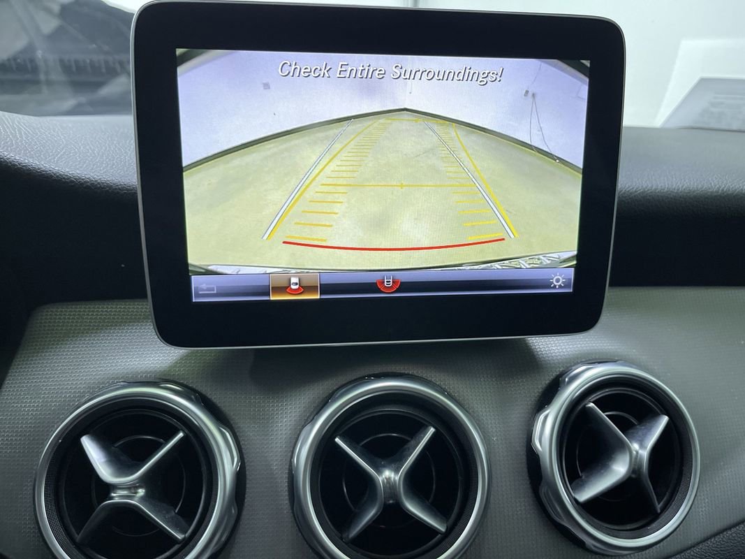 Used 2020 Mercedes-Benz GLA 250 image 21