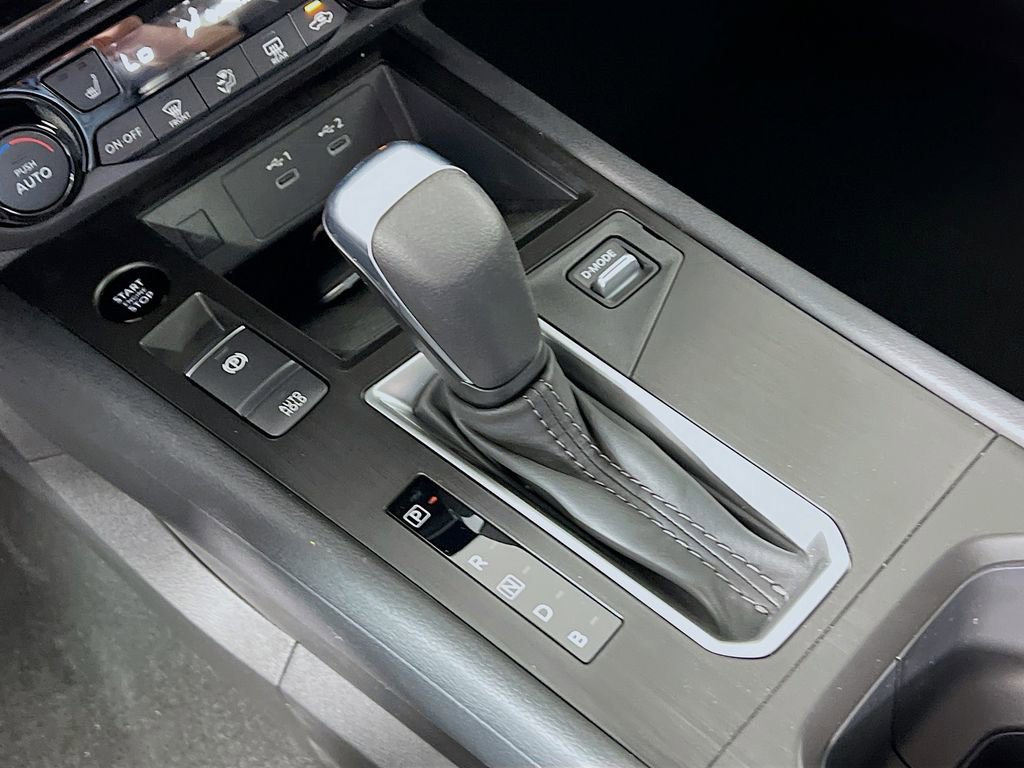 New 2026 Nissan Kicks SV AWD/4WD image 13
