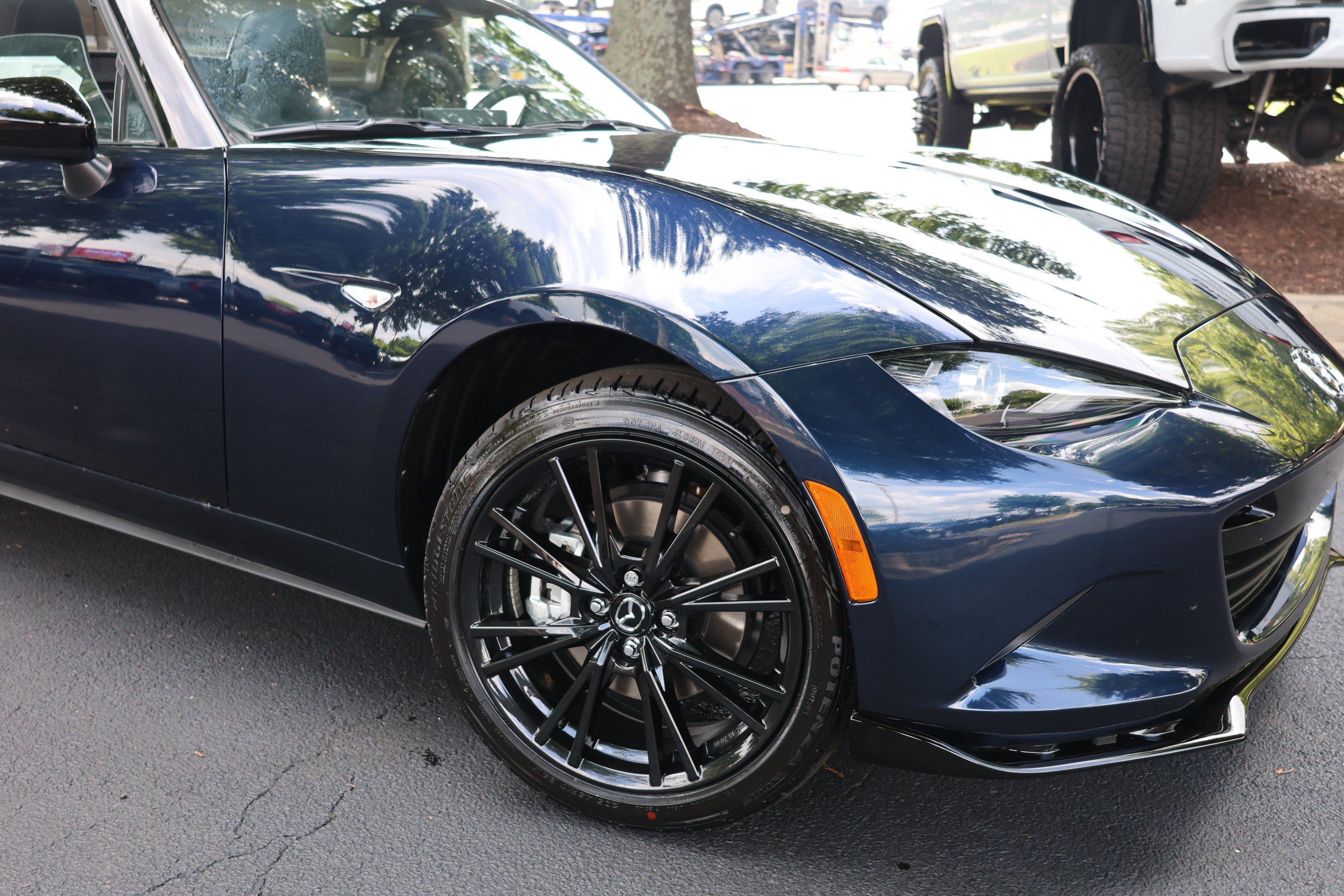 New 2026 MAZDA MX-5 Miata Club w/ Interior Package RWD image 28