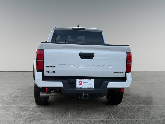 Used 2025 Toyota Tacoma TRD Off-Road image 4
