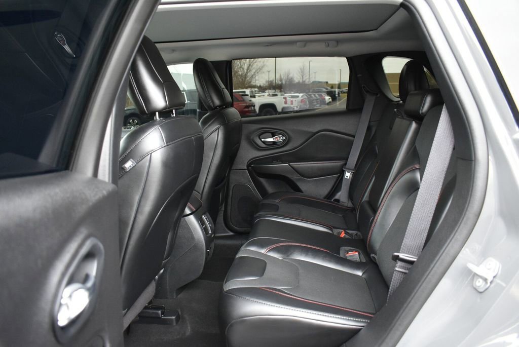 Used 2022 Jeep Cherokee Trailhawk w/ Sun, Sound & Nav Group image 26