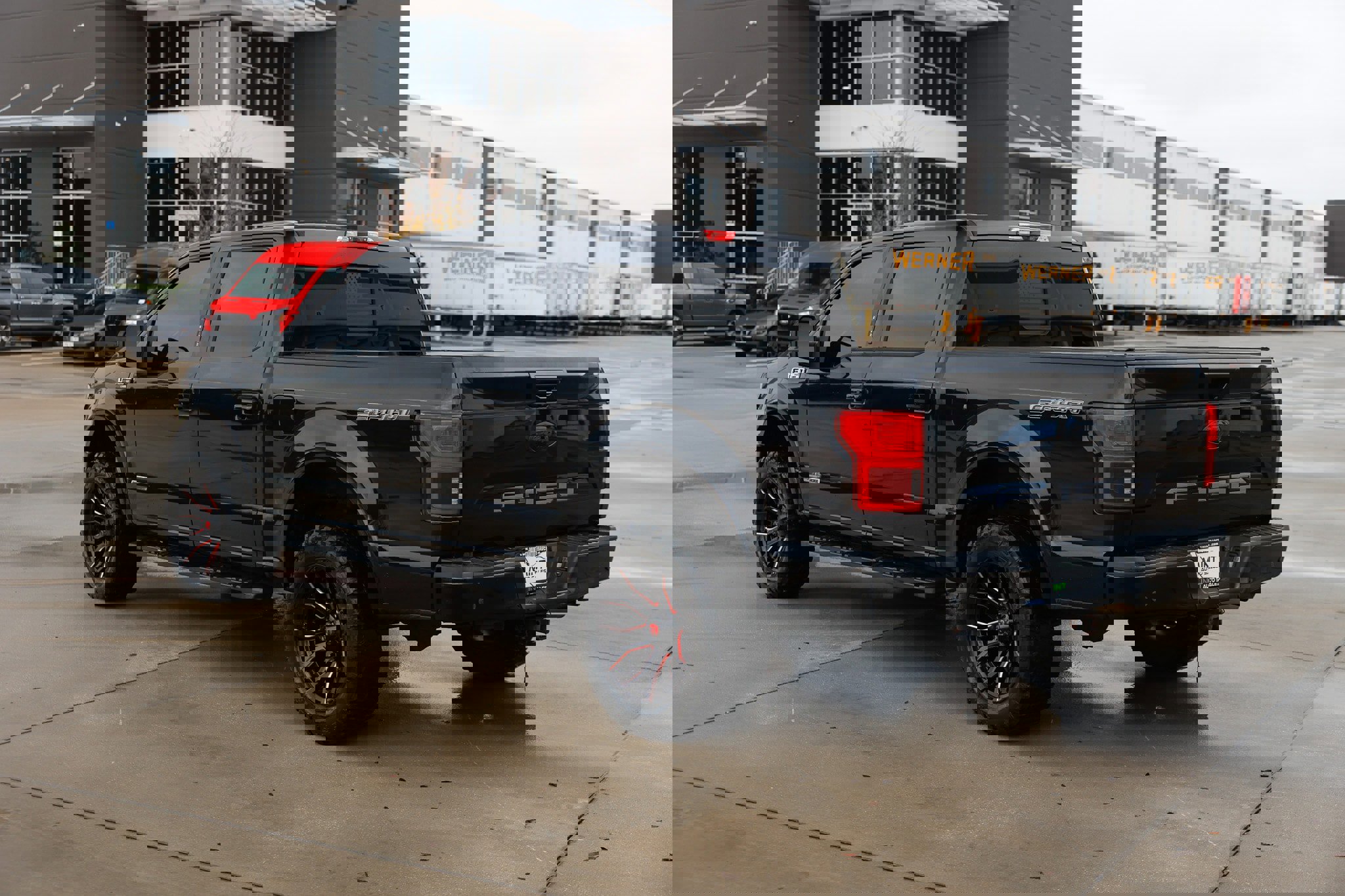 Used 2019 Ford F150 Lariat image 10