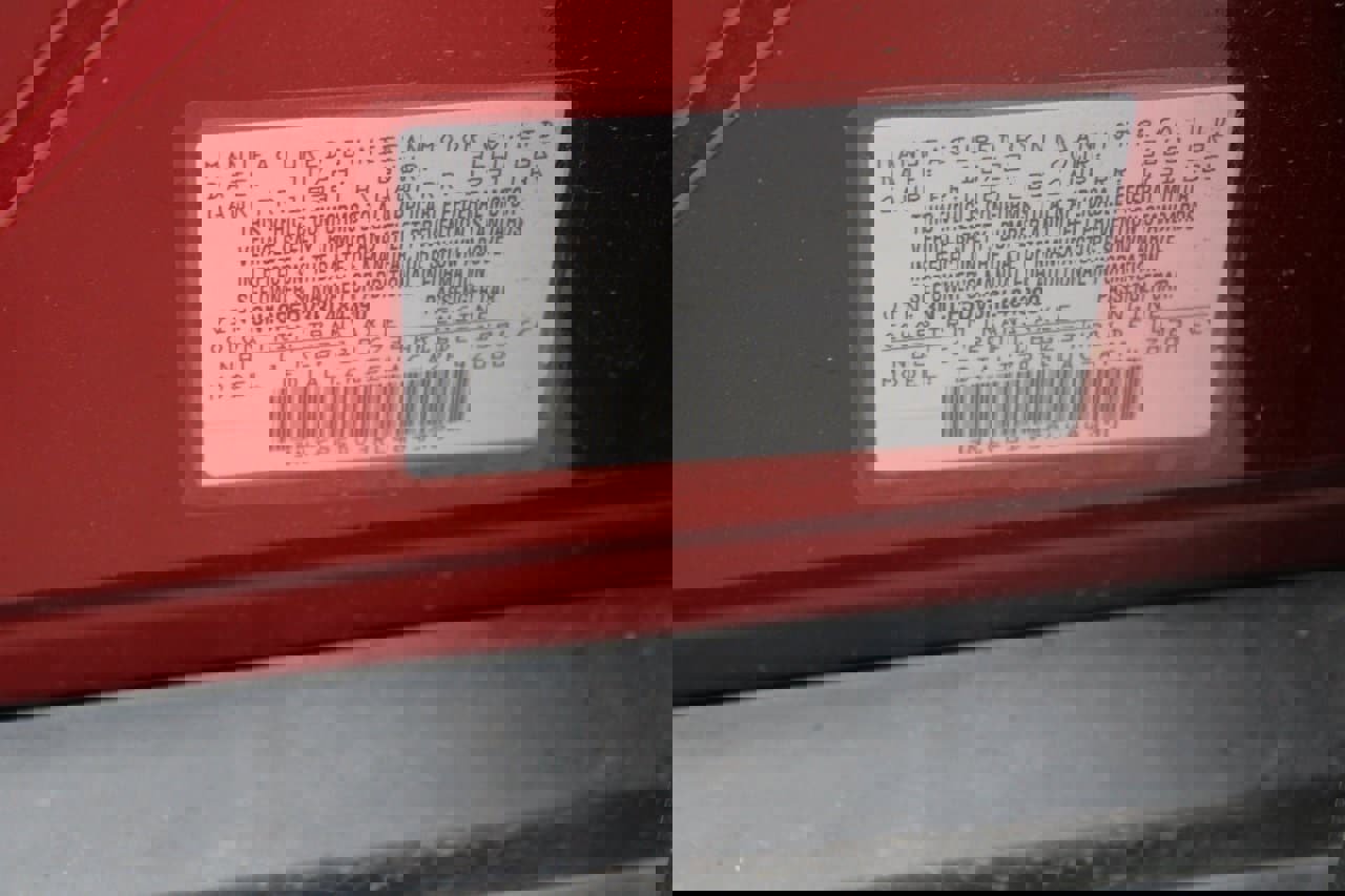 Used 2024 Nissan Kicks SR image 27