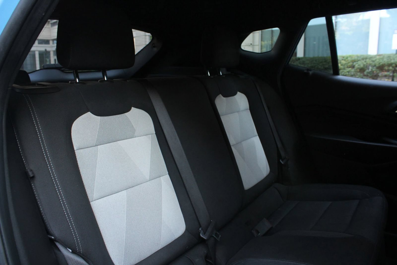 Used 2024 Chevrolet Trax RS FWD image 21